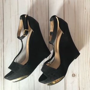 JUSTFAB black wedges with gold detail size 8